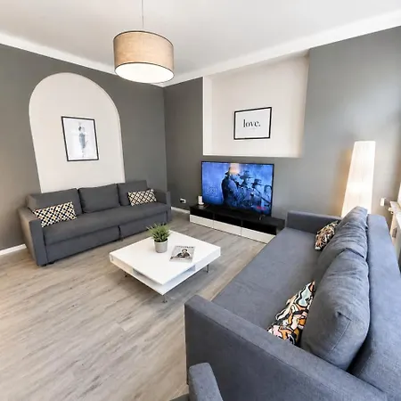 Appartement 34 *